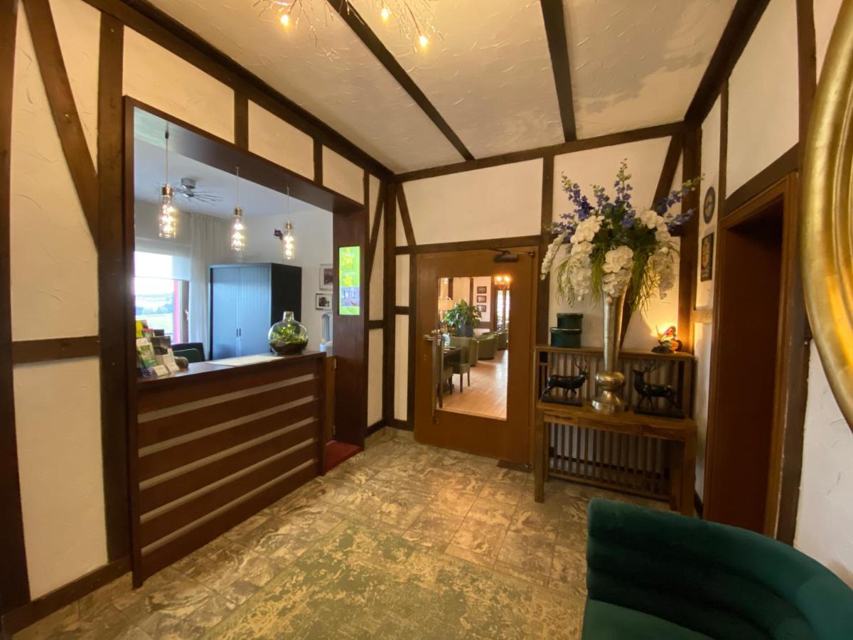 Boutique Hotel Restaurant Hollerather Hof Hellenthal Bagian luar foto