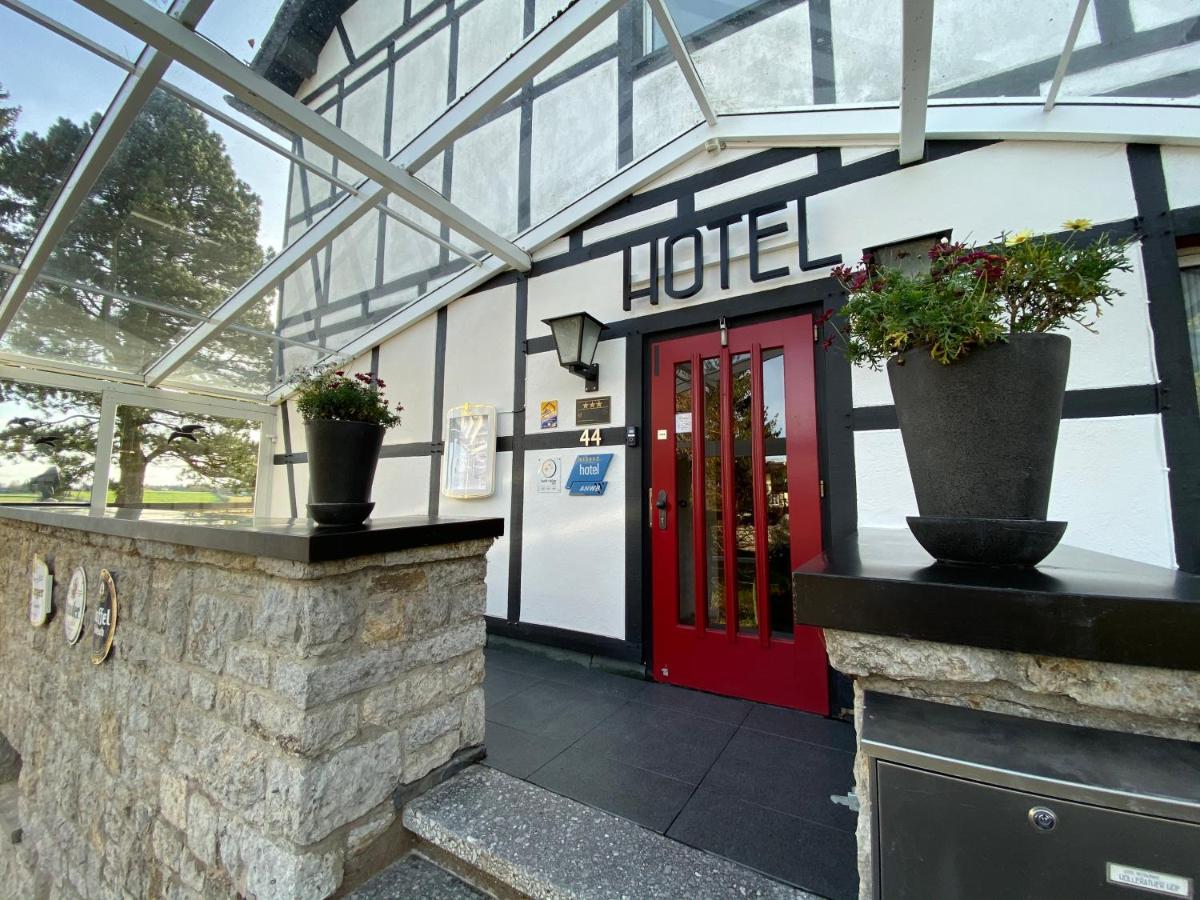 Boutique Hotel Restaurant Hollerather Hof Hellenthal Bagian luar foto