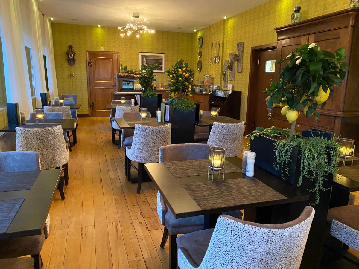 Boutique Hotel Restaurant Hollerather Hof Hellenthal Bagian luar foto