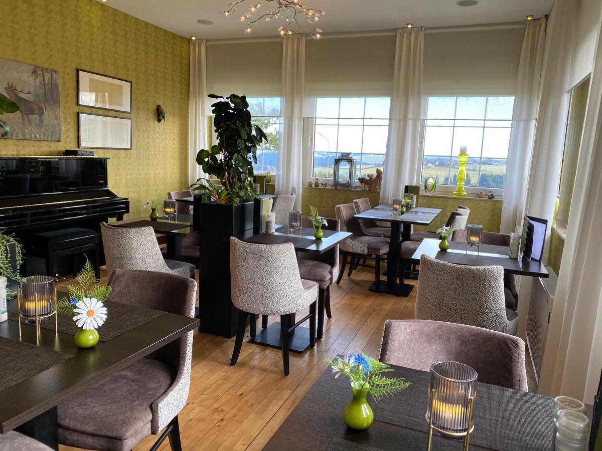 Boutique Hotel Restaurant Hollerather Hof Hellenthal Bagian luar foto