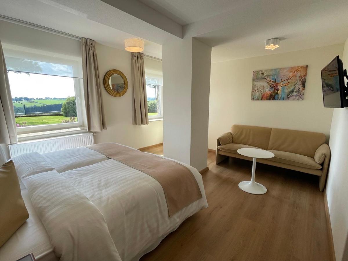 Boutique Hotel Restaurant Hollerather Hof Hellenthal Bagian luar foto