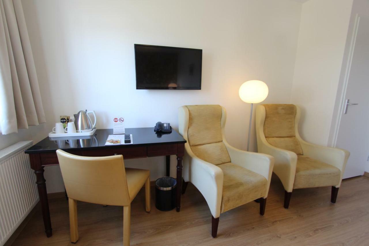 Boutique Hotel Restaurant Hollerather Hof Hellenthal Bagian luar foto
